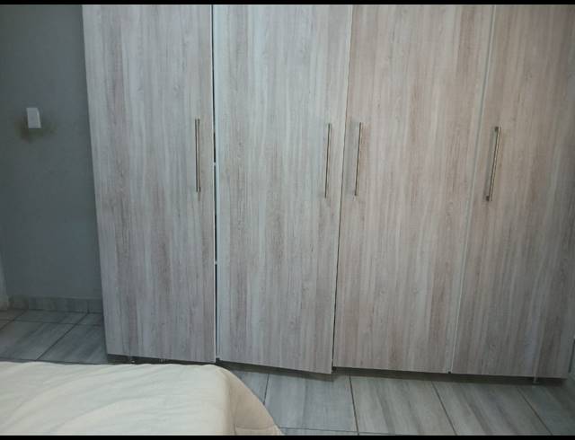 3 BEDROOM FREEHOLD FOR SALE IN MOUNTAIN VIEW